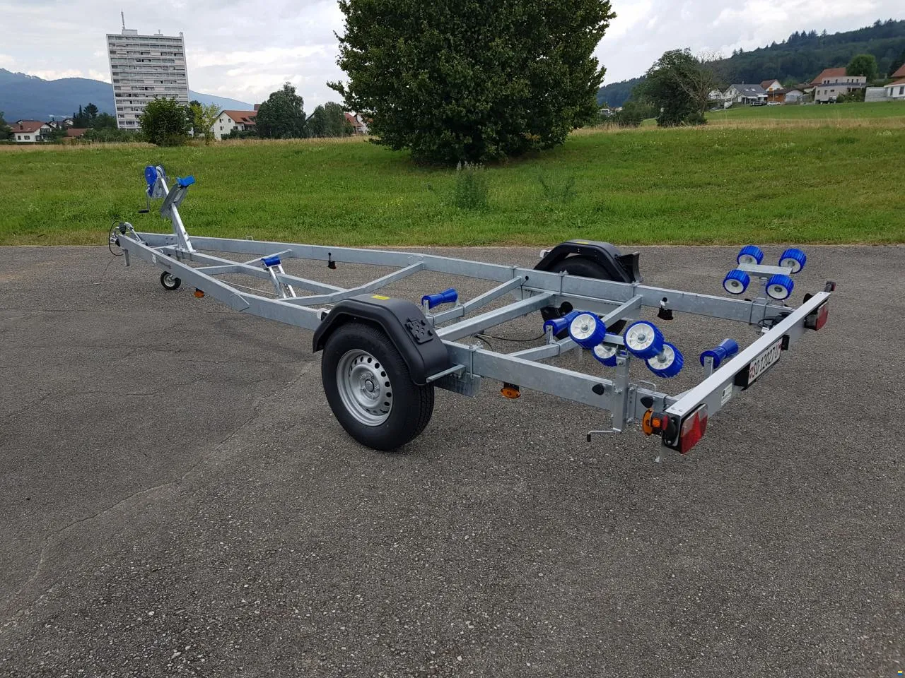 Remolque para barcos Böckmann TPV BA 1300-R - Vue alternative
